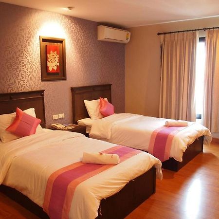 Lanna House Hotel Chiang Mai Quarto foto