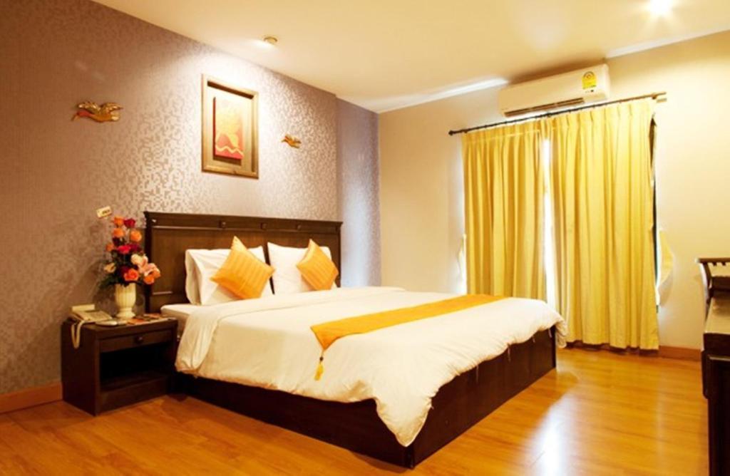 Lanna House Hotel Chiang Mai Quarto foto